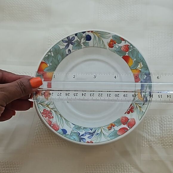 Table D'Hote 16 Pieces Porcelain Dinner Set Dishwasher & Microwave Safe White - Picture 8 of 16